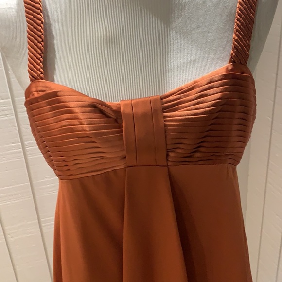 Dress - Picture 2 of 7